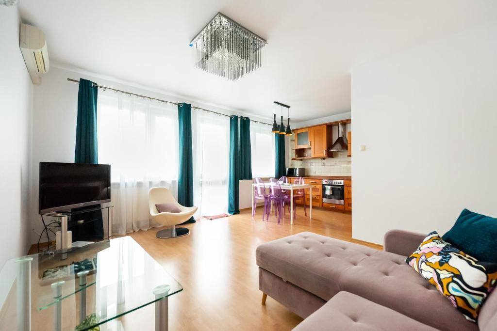 Ken 54 2-bedroom * Warszawa